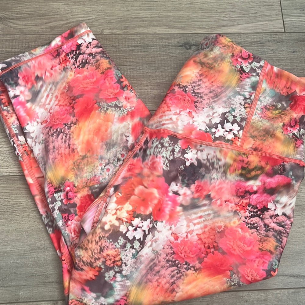 Athleta Elation Capri